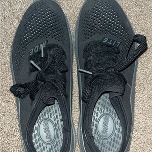 CROCS LiteRide Black Athletic Shoes
